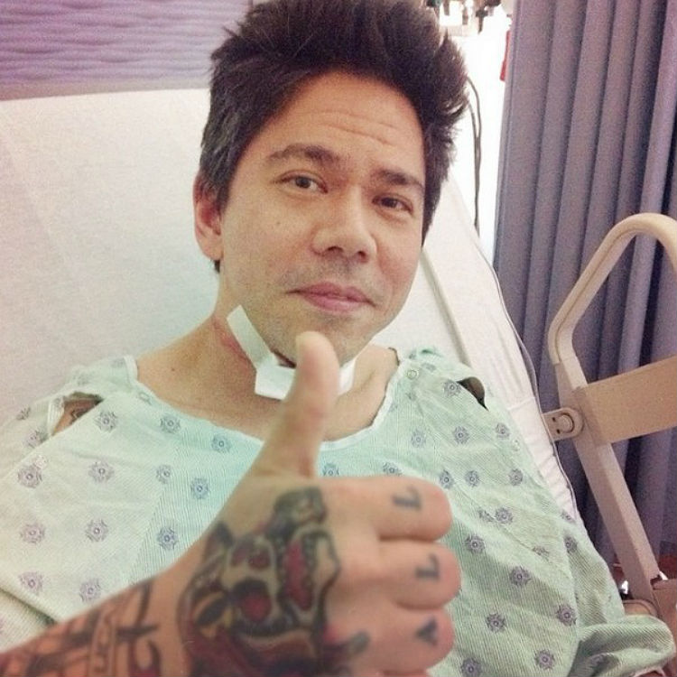 David Pajo shares thumps up from hospital after suicide attempt